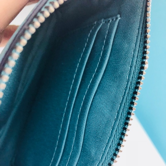 Sold Coach corner zip wristlet ice cream - Picture 5 of 5